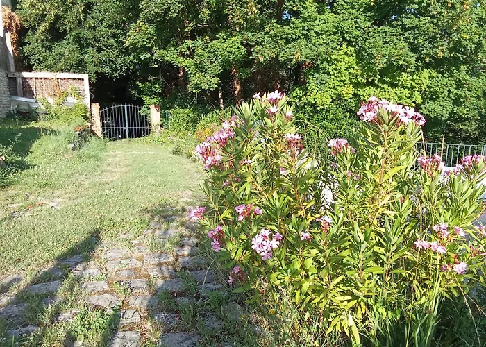 Loisirs, Rando, Golf Et Quiétude Vexinoise * Liancourt-Saint-Pierre